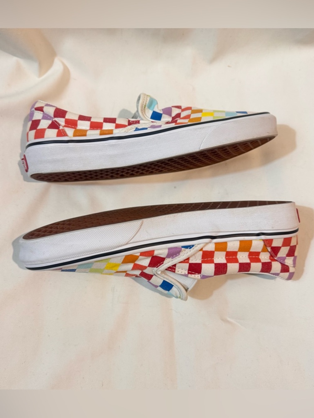 Vans Unisex 7 Men/8.5 Wmn Slip On Rainbow Checkerboard Skate Shoe EUC PRIDE - Picture 5 of 8